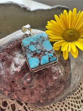 NATURAL GENUINE TURQUOISE PENDANT 925 overlay